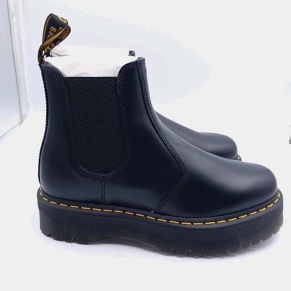 Dr. Martens 2976 Quad Retro Chelsea Boots Mens 10 Womens 11 Black Classic Style