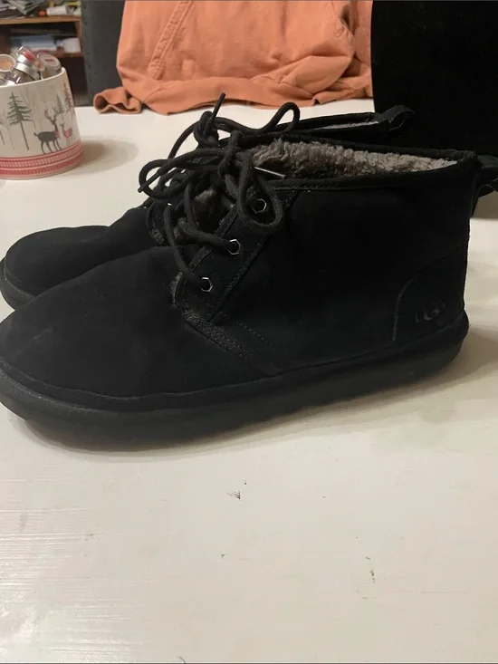 Ugg Black Suede Neumel Chukka boots men’s 13