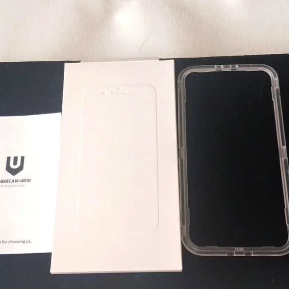 UNBREAKABLE SCREEN PROTECTOR
