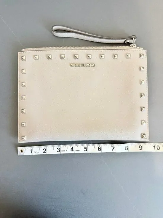 Michael Kors Jet Set Saffiano Leather Studded Clutch Pouch Wristlet Grey