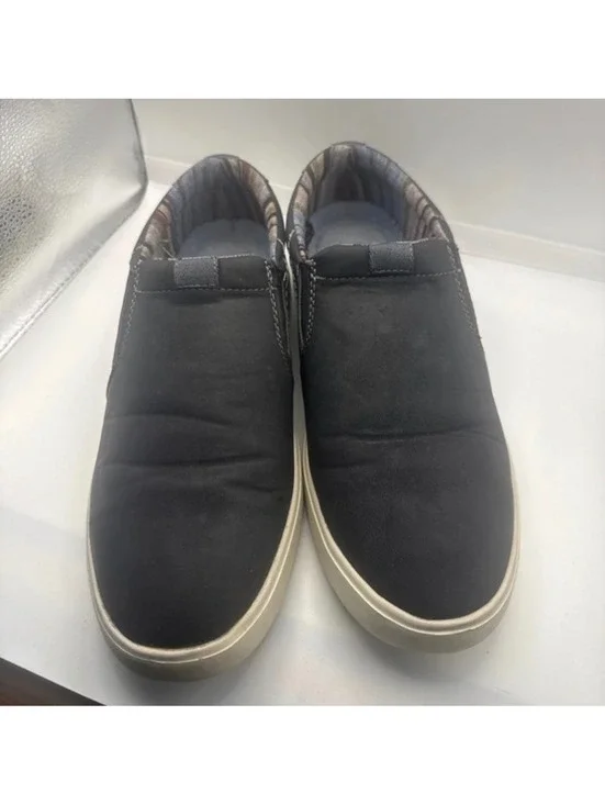 IZOD Men's Black Slip-On Casual Shoes with Memory Foam
