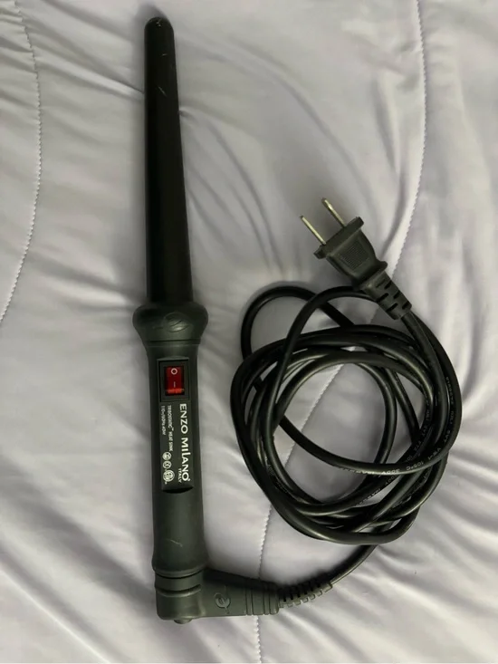 Enzo Milano Black Ceramic Tapered Curling Wand