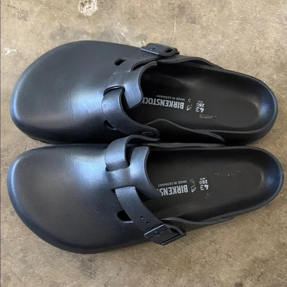 Birkenstock Black Slip-On Buckle Clogs - Classic EVA