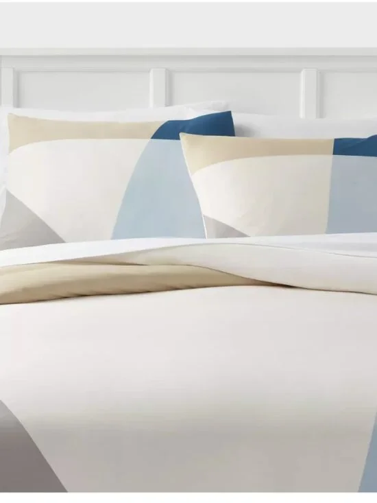 Room Essentials Twin/Twin XL 2Pc Duvet Cover Set Ivory/Blue Geo Stripe