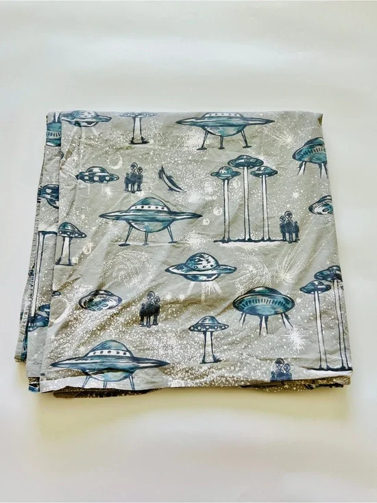 Pottery Barn kids organic cotton duvet cover queen size UFO glow in the dark EUC