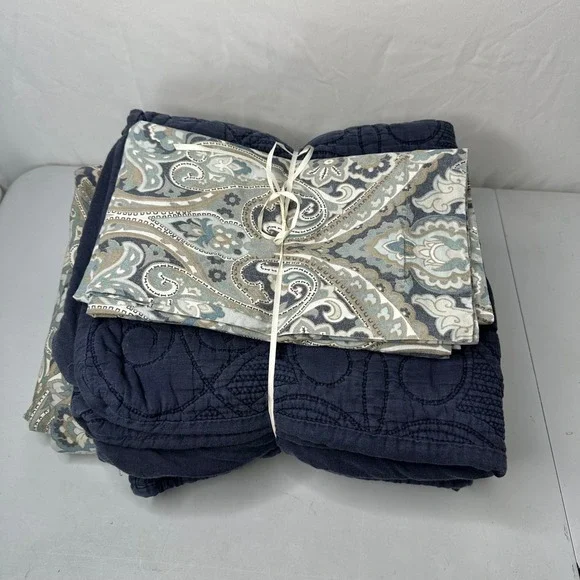 Pottery Barn Navy Quilted Duvet Cover and 2 Sets Paisley & Solid Euro Shams