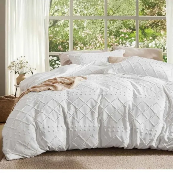 Bedsure Boho Duvet Cover Queen Size - White Breathable & Soft Boho Bedding, Mach