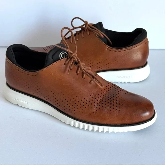 Cole Haan Men's 2.ZERØGRAND Laser Wingtip Oxford Shoes | Tan/Ivory Size 12M