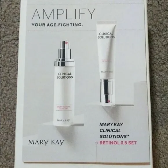Mary Kay Clinical Solutions Set Retinol .5 and Calm Restore Face Milk New in Box