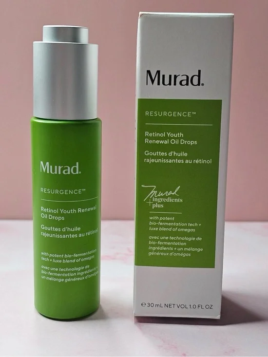Murad Resurgence Retinol Youth Renewal Oil Drops - Green & White