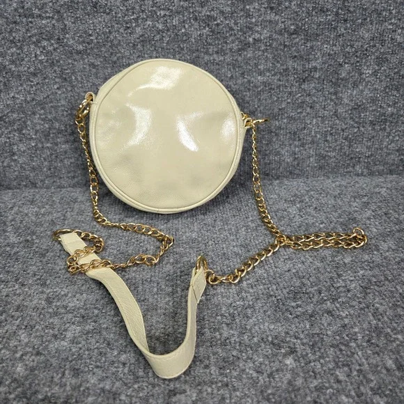 HOBO Deb Round Patent Leather Crossbody bag Creme &‎ Gold chain strap RARE