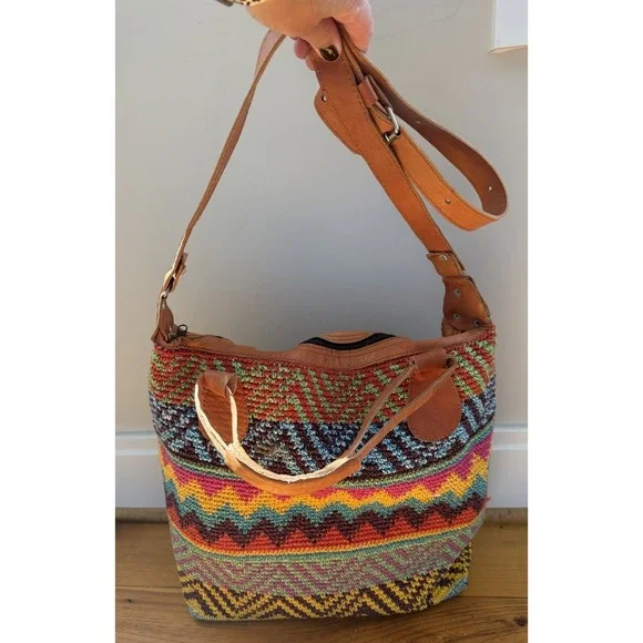 Bamboo Trading Co. Boho Weekender Bag Handmade Guatemala Handwoven Leather Strap