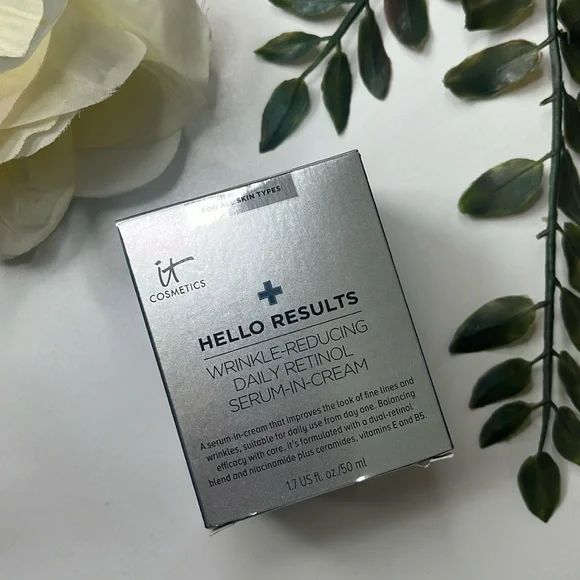 NEW It Cosmetics Hello Results Wrinkle Reducing Daily Retinol 1.7 Oz