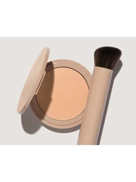No Makeup Makeup Foundation + Brush Duo - LIGHT