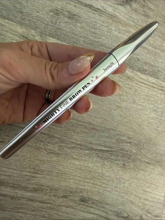 Benefit Mighty Fine Brow Pen — Metallic Silver Brow Pen
