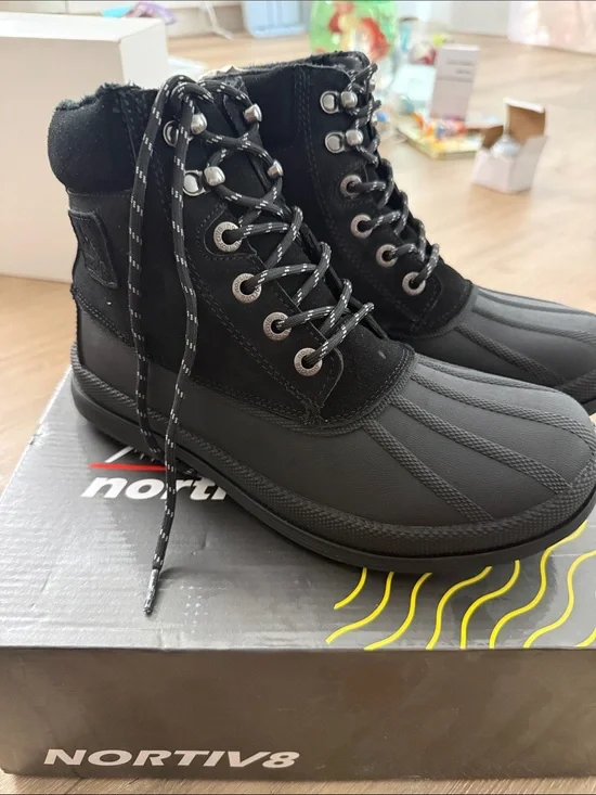 NORTIV8 Men's Black Waterproof Lace-Up Snow Boots