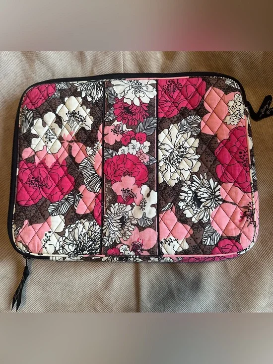 💖 Vera Bradley Floral Quilted Laptop Sleeve Case Pink Brown White