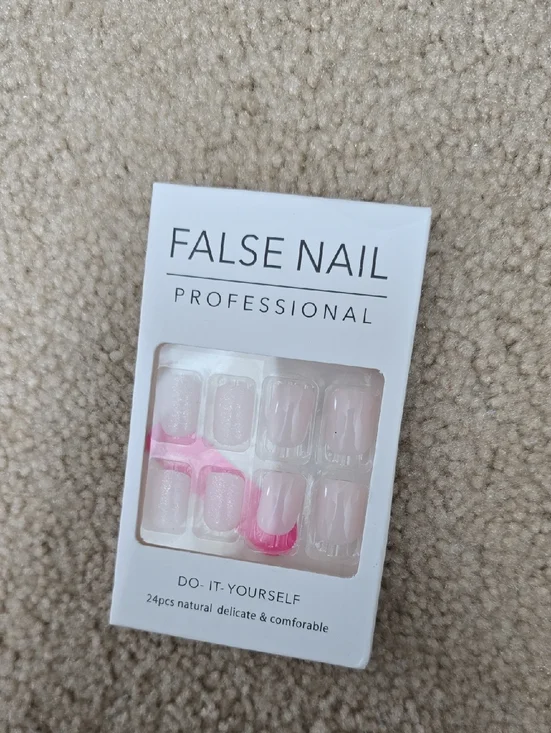 FALSE NAIL Professional Pink Ombre Press-On Nails