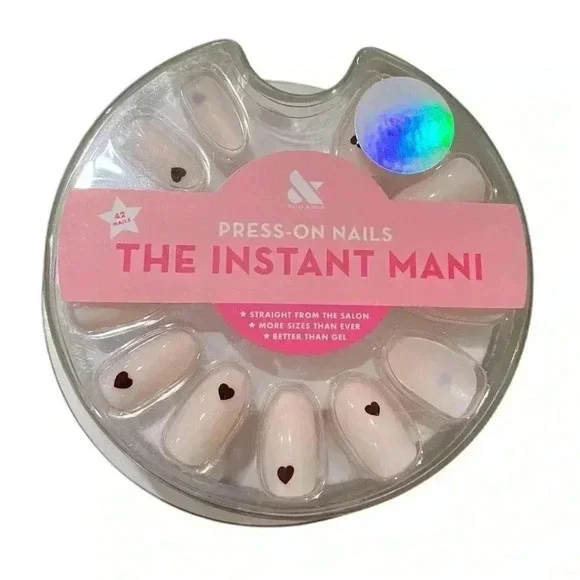 Olive and June Instant Mani Medium Length Heart Kit