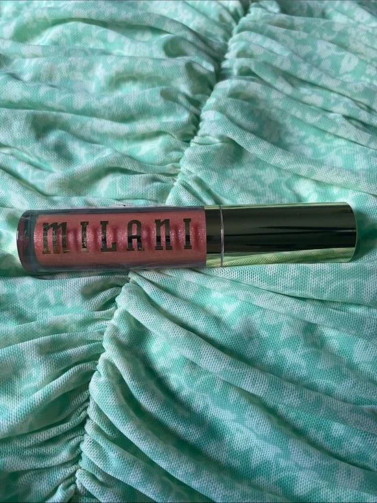 Milani Keep It Full Nourishing Lip Plumper - 03 Prismatic Peach