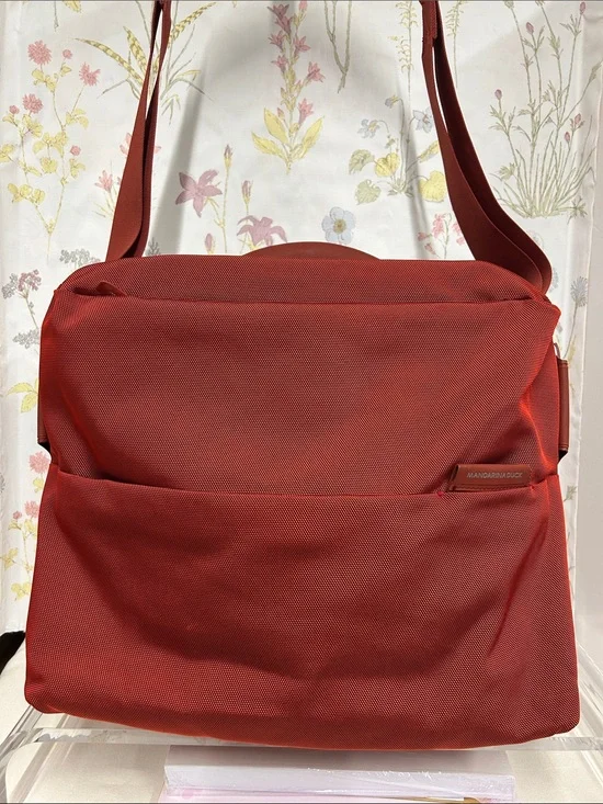 Mandarina Duck Red Laptop Shoulder Bag