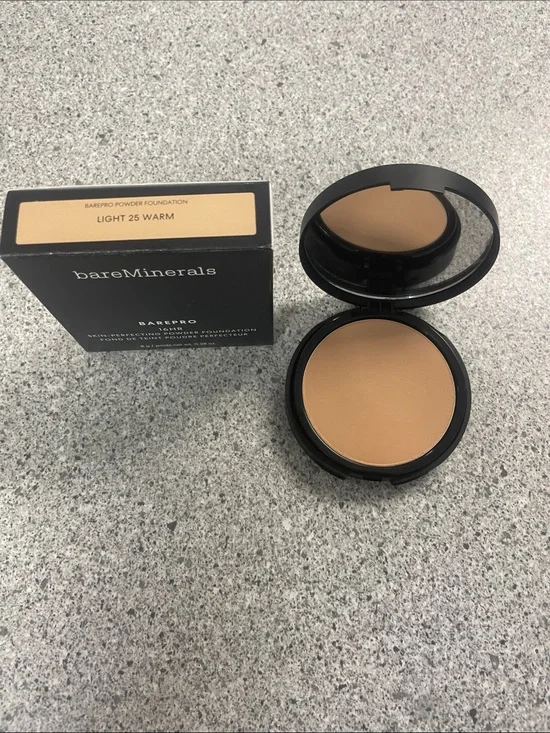 bareMinerals BAREPRO Powder Foundation Compact - Light 25 Warm Beige