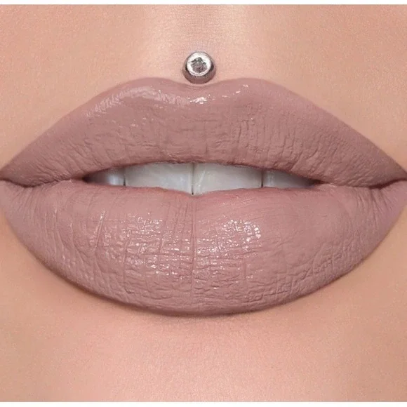 Jeffree Star Supreme Lip Gloss Full Pigment Blow My Candles New