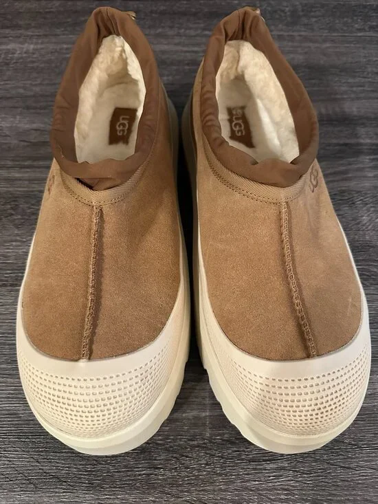 UGG Men's Tasman Weather Hybrid in chestnut / whitecap, size 11