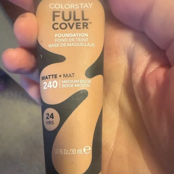- - Revlon colorstay matte foundation “240” medium beige