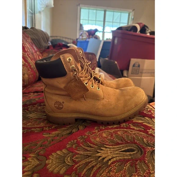 Mens Timberland 6-Inch Premium Wheat Waterproof Boot Size 7