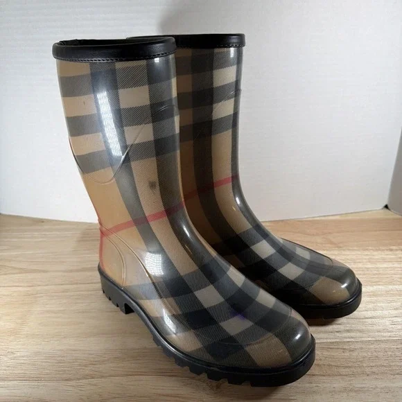 BURBERRY Haymarket Rain Boots Classic Check Size 35 Made In Italy READ!