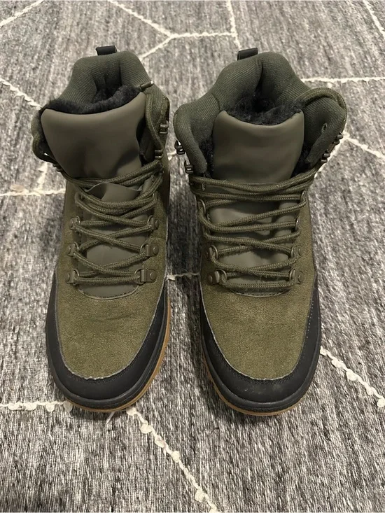 Men's Waterproof Olive Green Winter Hiking Boots