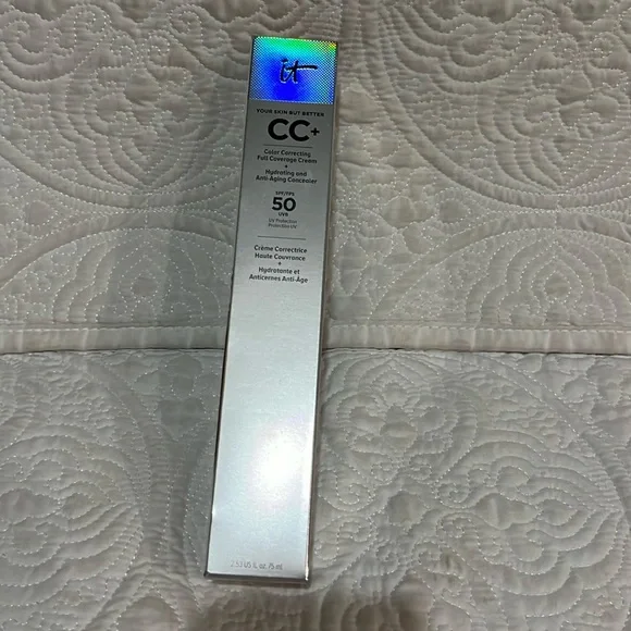 IT Color correcting full coverage cream in‎ Rich, new