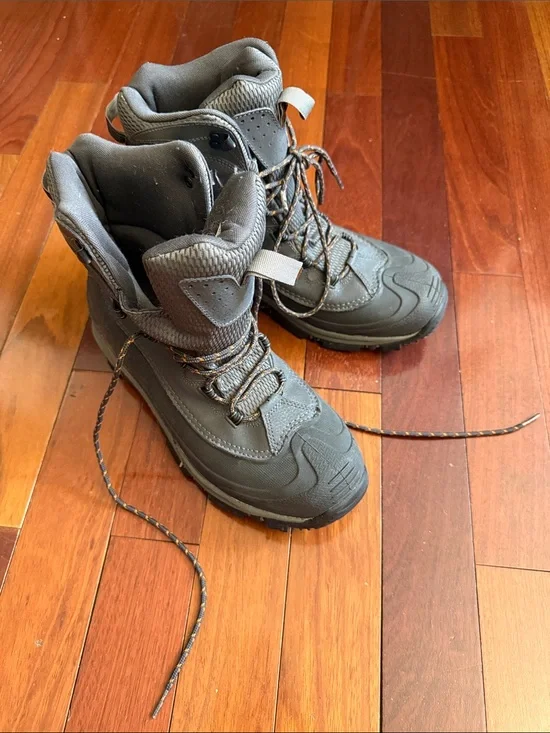 Columbia Gray All-Weather Lace-Up Boots