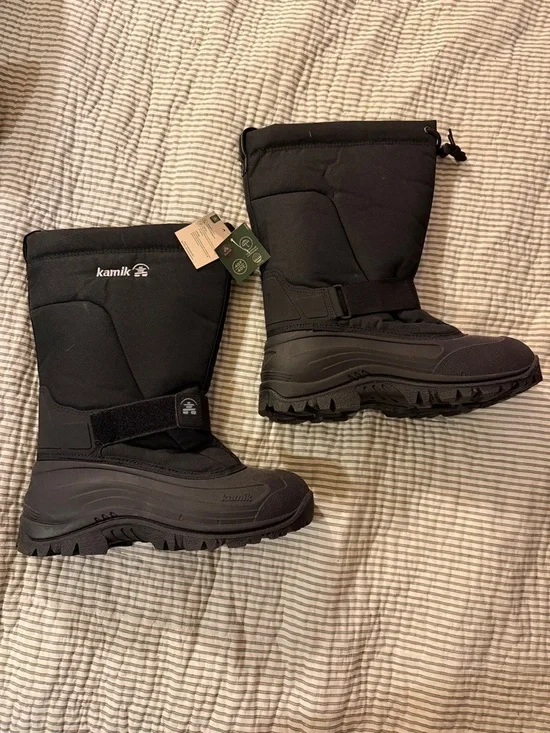 Kamik Greenbay 4 Men’s Winter Boots NEW WITH TAGS size 10