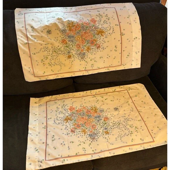 Utica no iron percale set pair standard pillowcase floral cottagecore shabby