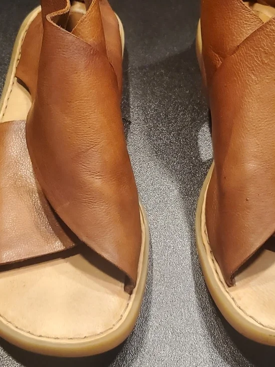 Born Leather Sandal IWA Womens Size 8