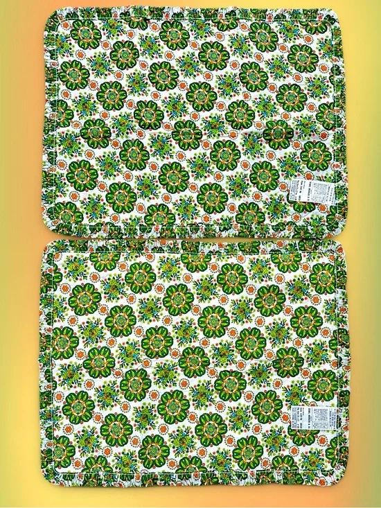 ✨RARE✨Vintage✨Sears Roebuck ✨Green Floral Ruffled Pillow Shams✨
