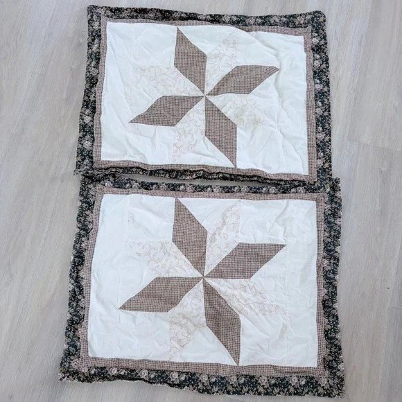 Vintage Quilted Star Patchwork Pillow Shams Set of 2 Floral Gingham Farmhouse