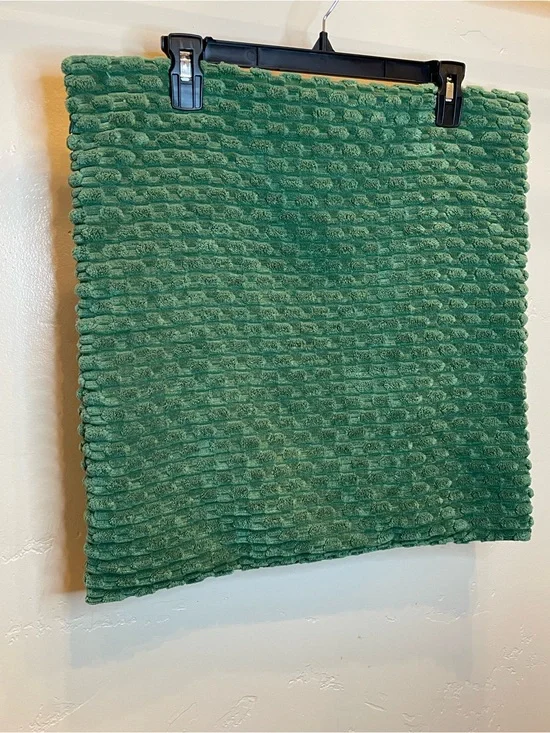 New set of 2- 18”x18” green soft corduroy Pillowcase Covers. Textured
