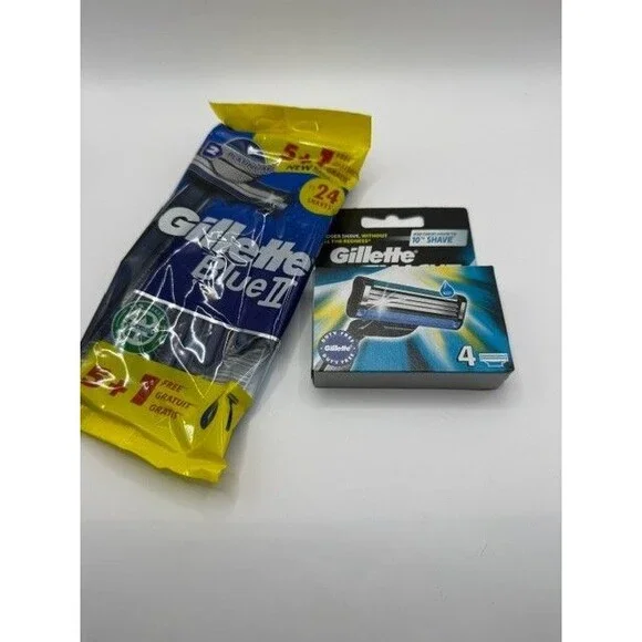 Gillette Mach3 4 Cartridge Refills & Blue II Plus 5+1 Disposable Razor Bundle