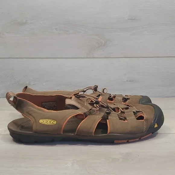 Keen Mens Outdoor Shitake Bombay Hiking Comfort Leather Sandals shoes sz 11.5