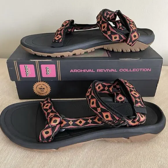 Teva Mens Hurricane XLT2 Revive 90s