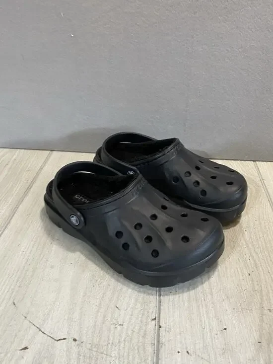 Crocs Fur Lined Slip On With Strap/Unisex/Black/Sz M6, W8 Dual Action Comfort