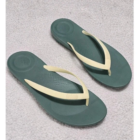 FitFlop iQushion Ergonomic Flip Flops Sage Green Cream Mens‎ 13 EU 47 UK 12