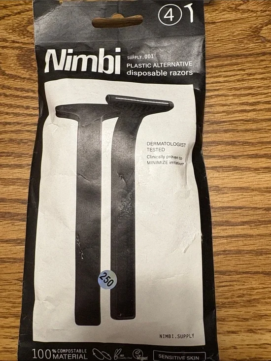 Black Disposable Razors - Pack of 4