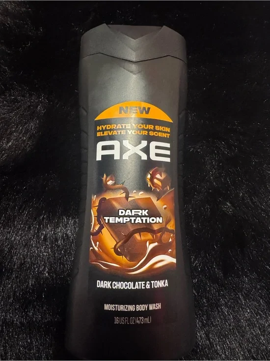 AXE Dark Temptation Moisturizing Body Wash — Dark Chocolate & Tonka (Black)