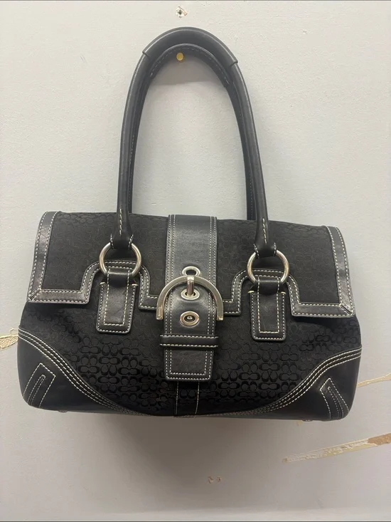 Vintage 05' Coach 3648