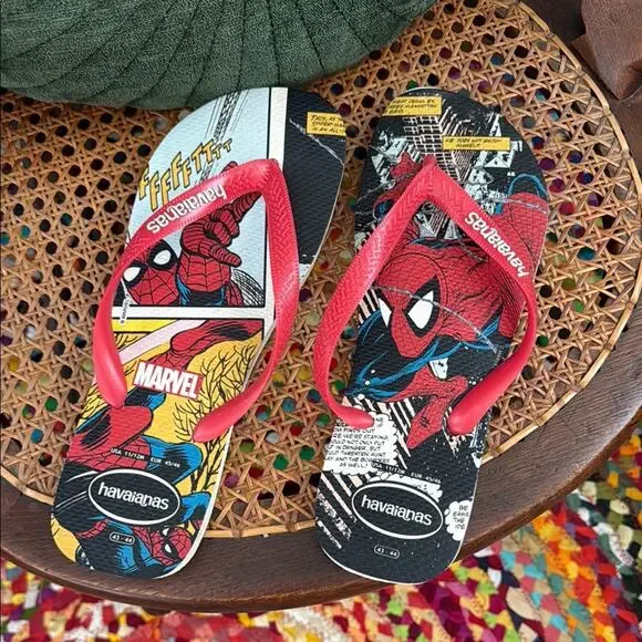 NWOT Spider-Man Marvel Comics Havaianas Superhero Flip Flop Sandals
