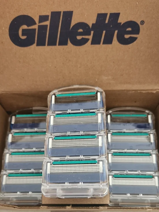 Gillette Replacement Razor Blades 12 Pack compatible Gillette ProGlide or Fusion